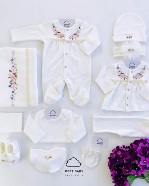 Picture of Emma Flowers Newborn Set 10 pieces