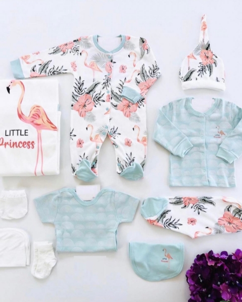 Picture of Newborn set flamingo 10 pieces