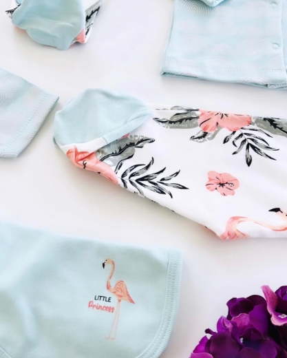 Picture of Newborn set flamingo 10 pieces
