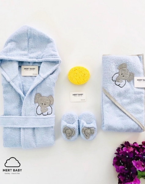 Picture of Baby Elephant Bathrobe 3 Piece Set
