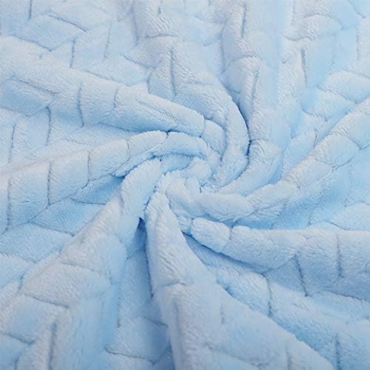 Picture of Blue flannel baby blanket 30x40 inch