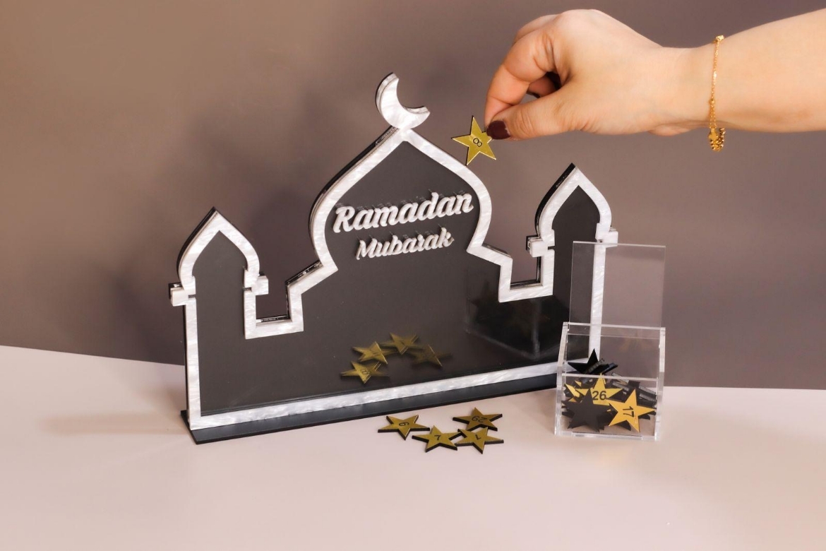Picture of Black Ramadan calendar