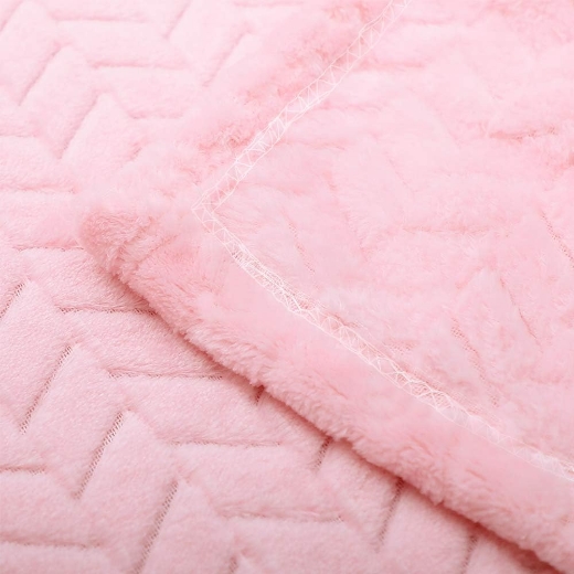 Picture of Pink flannel baby blanket 30x40 inch